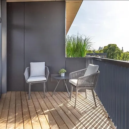 Starlight Of Is Waiting For You!